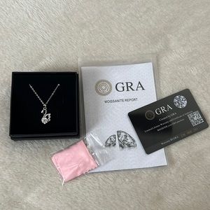 Certified moissanite  diamond swan necklace